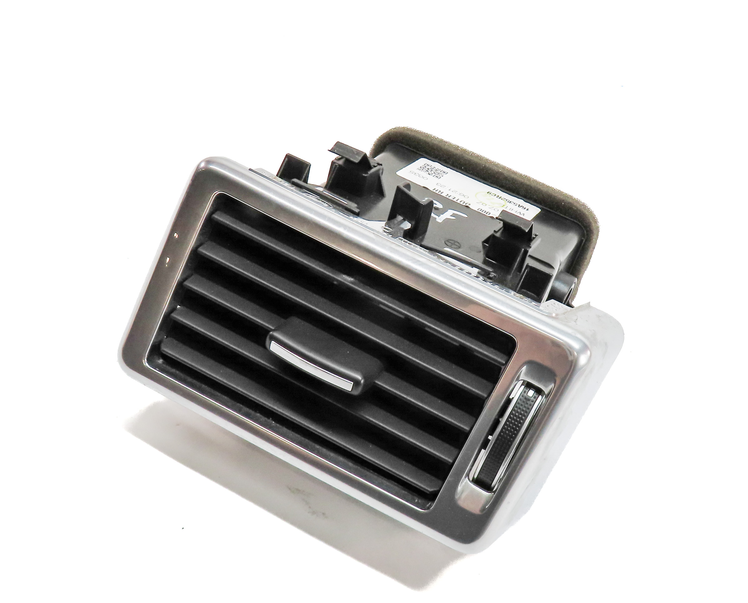 2016 ROVER DISCOVERY SPORT (L550) FRONT RIGHT PASSENGER DASH HEAT AIR AC VENT — exact item pictured